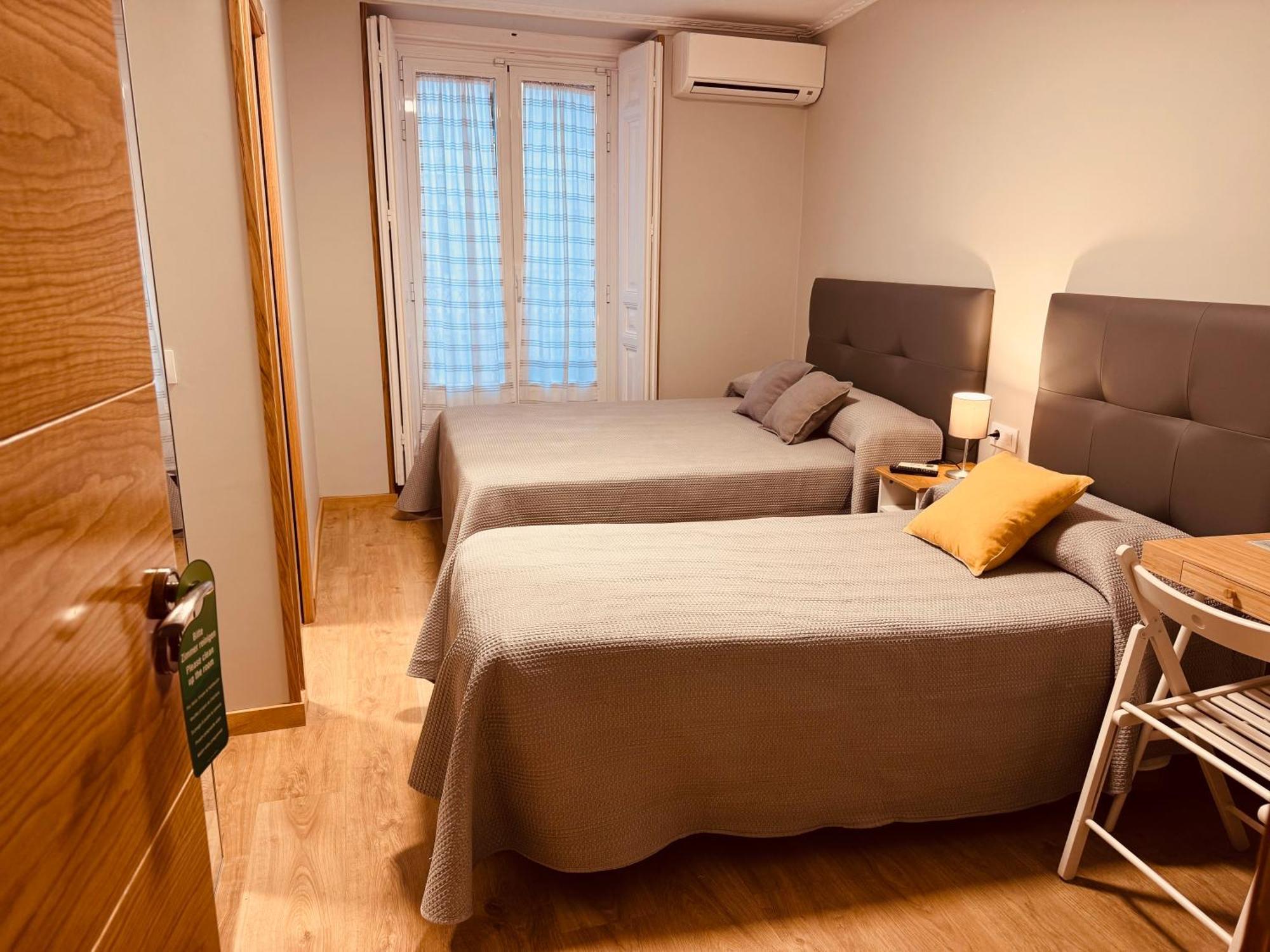 Hostal Patria Madrid — Foto 2